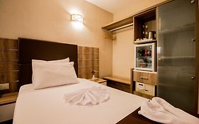 Business Han Hotel